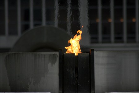 Hiroshima - Peace Memorial Park, fiamma della pace