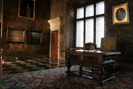 Cracovia - sala interna del castello di Wawel