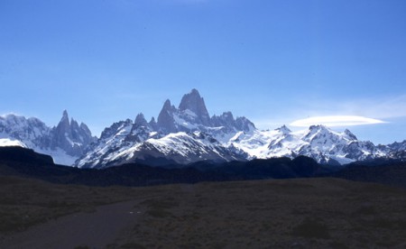 veduta del Fitz Roy e del Cerro Torre dalla ruta 40 - Patagonia