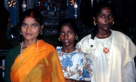 giovani donne indiane