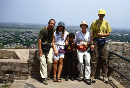 Adri, Mavi, Anil, Michi e Cece a Gwalior