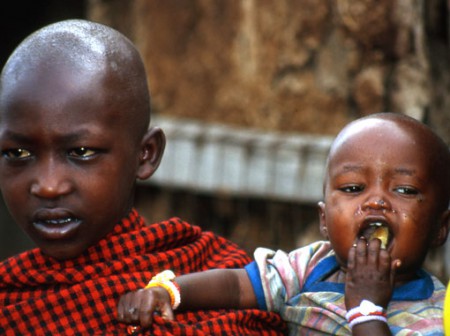 bambini - villaggio masai
