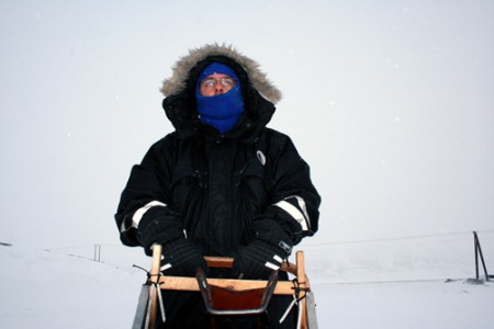 Svalbard - Adri alla guida di una slitta