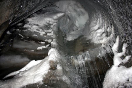 Svalbard - grotta di ghiaccio