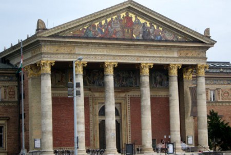 Galleria d'Arte Mucsarnok - Budapest