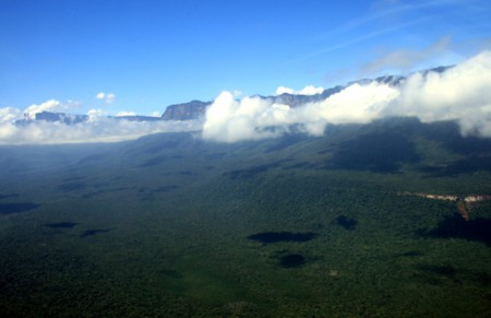 in volo verso Santa Elena de Uairen