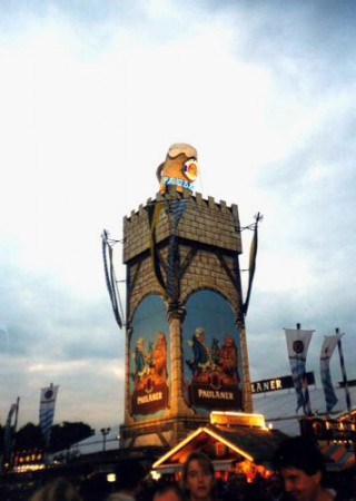 il padiglione della birra Paulaner - Oktoberfest