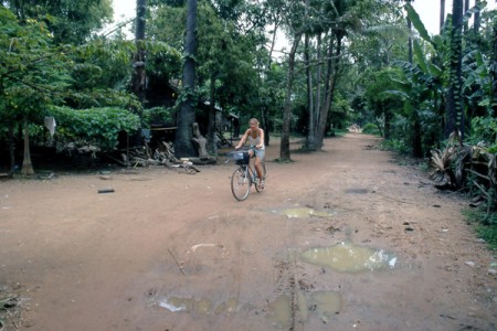 Mavi in bicicletta - Angkor