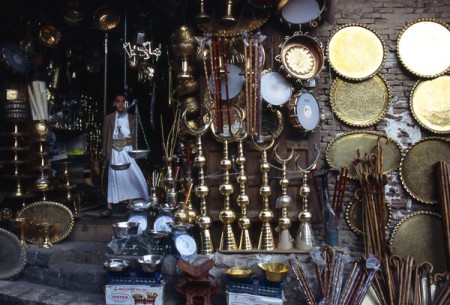Sana'a - suq, tipico negozio