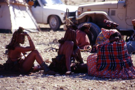 donne di etnia himba ed herero