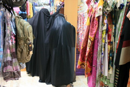 Sur - donne in burka
